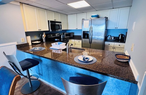 Diamond Beach Condo | Luxury Oceanfront Condo! Spetacular view!