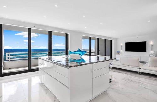 Boca Raton Condo | Luxury Oceanfront Living in Boca Raton - Unparalleled Paradise Awaits!