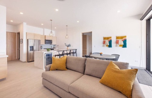 Guiping Condo | Luxury Oceanfront Condo in Boutique Development