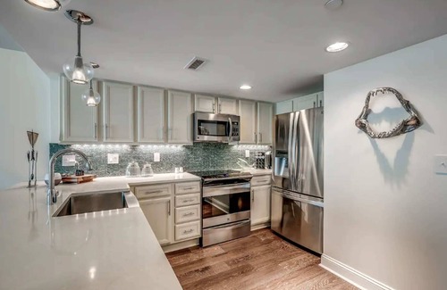 Downtown Myrtle Beach Condo | Luxury Oceanfront 3 Bedroom at Sandy Beach