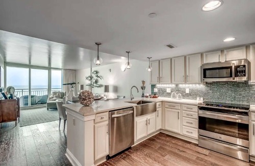 Downtown Myrtle Beach Condo | Luxury Oceanfront 3 Bedroom at Sandy Beach