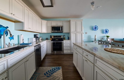 Crystal Coast Condo | Luxury Oceanview Condo, Steps to the Beach