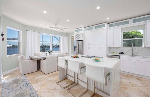 Eight Lakes House | Luxury on Eight Lakes - Gulf Access & Pool table