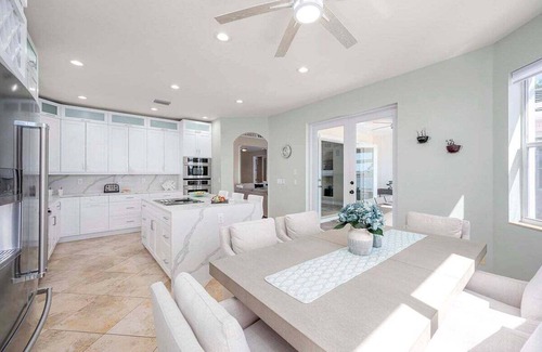 Eight Lakes House | Luxury on Eight Lakes - Gulf Access & Pool table