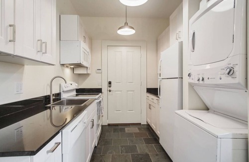 Faubourg Marigny Condo | Luxury on Frenchmen St. and the French Quarter! #3