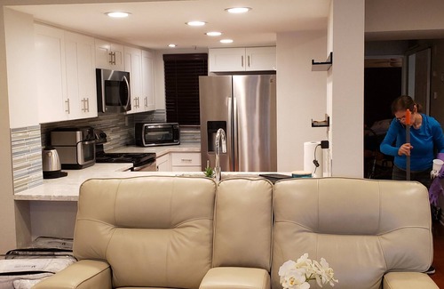 Huntington Beach Condo | Luxury one bedroom with ocean view