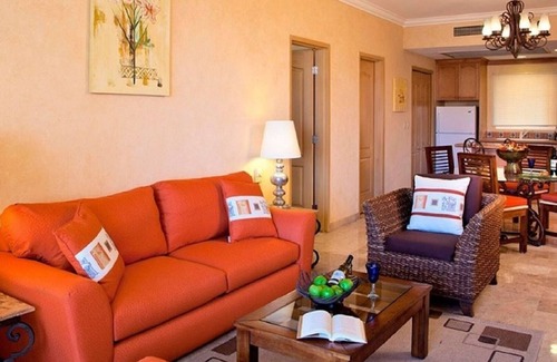 Flamingos Condo | Luxury One-Bedroom at Beautiful Villa Del Palmar Flamingos Resort