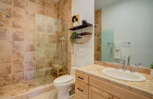 Palm Springs House | Luxury Palm Springs Retreat w/Heated Pool & Spa