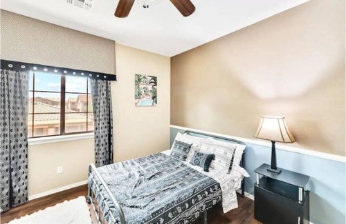 Maricopa House | Luxury Paradise Home with 9beds