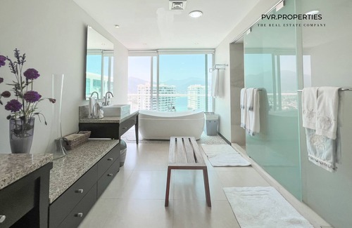 North Hotel Zone Apartment | Luxury Penthouse Facing the sea floor 24. Peninsula Puerto Vallarta