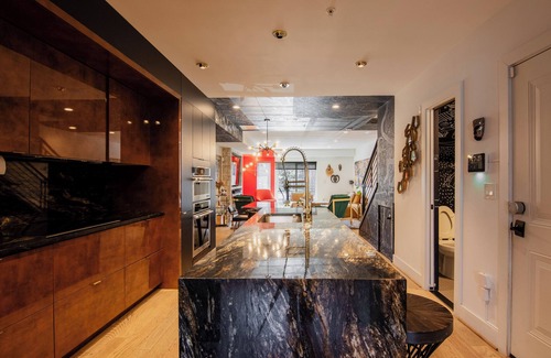 Trinidad Condo | Luxury Penthouse 3 bedroom condo with AC and WiFi in Washington