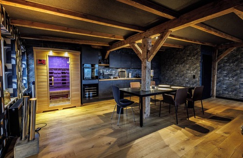 Stade Apartment | Luxury penthouse above the fish market