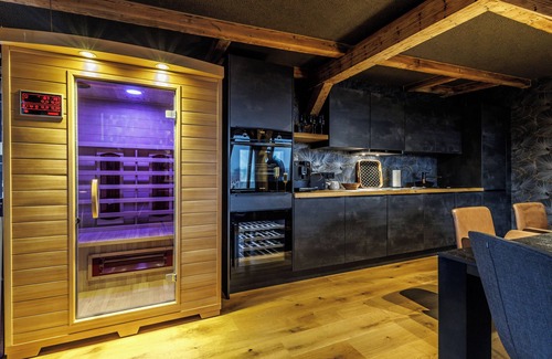 Stade Apartment | Luxury penthouse above the fish market