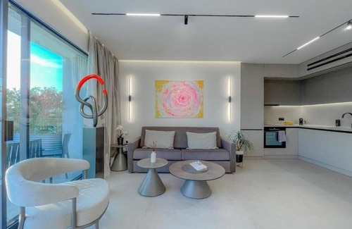 Thessaloniki City Centre Condo | Luxury Penthouse 2 BDR