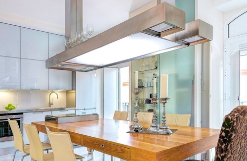 El Arenal Apartment | Luxury Penthouse in Seville. Real de La Carretería