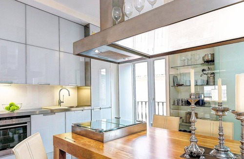 El Arenal Apartment | Luxury Penthouse in Seville. Real de La Carretería