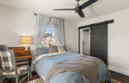 Tampa House | Luxury-Pet Friendly, Farmhouse Bungalow, Downtown Tampa