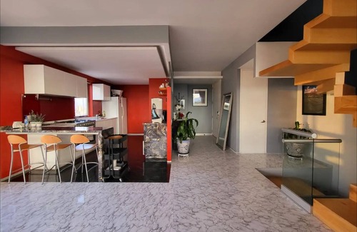 La Condesa Apartment | Luxury PH Incomparable View Roofgarden N Jacuzzi