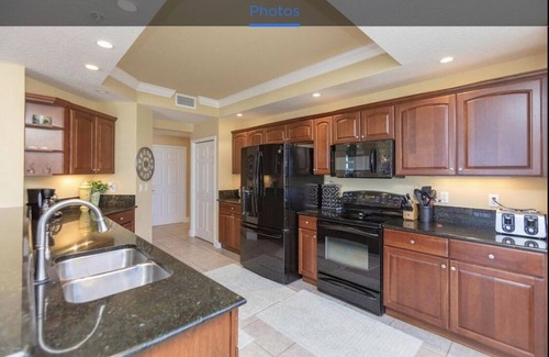 Bridgeport Heights Condo | Luxury Premier Oceanfront Condo Unit