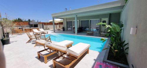 Heraklion Apartment | Luxury & Privacy at Elysian Residences Heraklion with saltwater pool