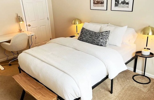 Petoskey Condo | Luxury private 1Bed & Bath Bed &Breakfast optional.