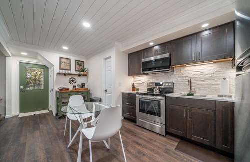 Hot Springs Village Apartment | Luxury Private Downstairs Suite