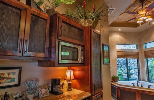 Kahaluu-Keauhou House | Luxury Private Vacation | 180° Ocean View | AC | Pool | WiFi