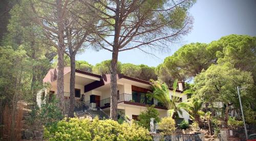 Canyet de Mar Villa | Luxury private Villa 25m Pool, Gym, 200m to Beach