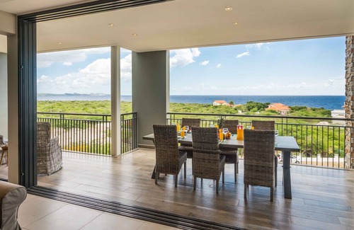St. Marie Apartment | Luxury Resort 3 Bedroom Seaview Apartment