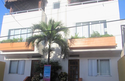 Centro - Supmza 001 Villa | Luxury Retreat in the Heart of Downtown with an Infinity Pool right on the Ocean