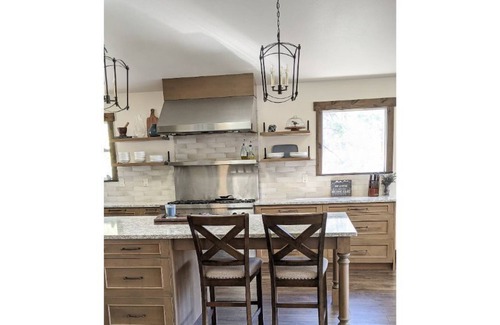Woods Bay House | Luxury Retreat w/Private Dock, SUPs, fast WiFi, EV