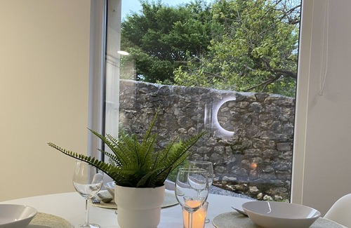 Herran Apartment | LUXURY RIO 3, Stylish apartment surrounded by nature, 5km from the beach.