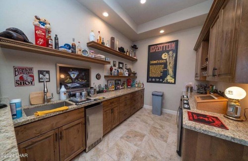 Cienega Springs House | Luxury River Villa, Game Room & Boat Garage
