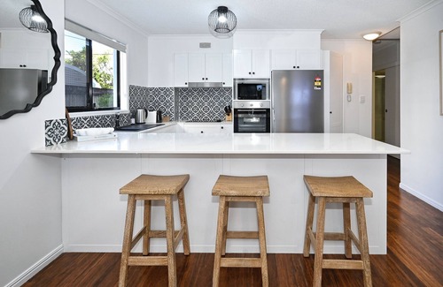 Twin Waters Apartment | LUXURY RIVERFRONT ESCAPE