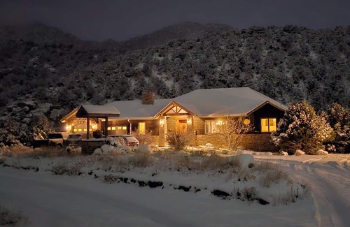 Buena Vista House | Luxury Riverfront Home on 2 Acres, with Hot Tub, only minutes from downtown BV