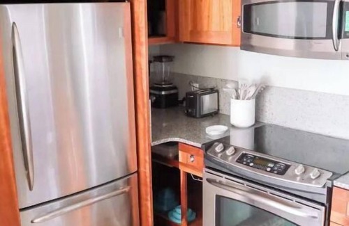 Carrabelle Condo | Luxury Riverfront Retreat w/Pool + Ocean View