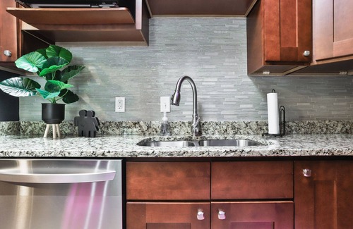St. Louis Apartment | Luxury Romantic Lovers Oasis w/Colorful Mood Lighting & Heated Massage Table