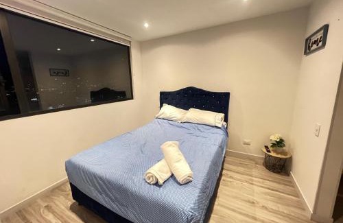 Chapinero Apartment | Luxury Rooftop Pool Penthouse with 24h Gym, Near Zona G!