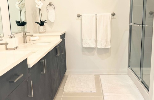 Saratoga Springs Apartment | Luxury Saratoga Apt w King Suite