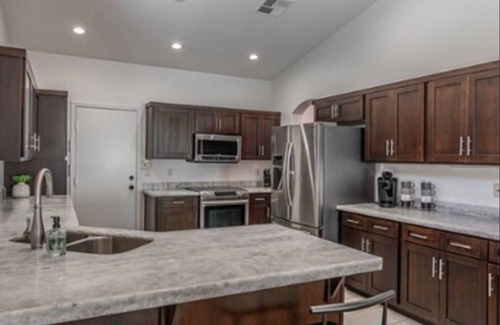 Paradise Park Vista House | Luxury Scottsdale Home w/HTD Pool!
