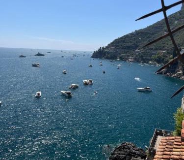 Ravello Villa | Luxury Seaview Villa with Jacuzzi, Sauna & Gym in Amalfi Coast - Villa Dorotea