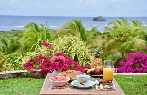 Saint-Francois Villa | Luxury secured villa with pool, view of the coconut trees, the lagoon & the sea