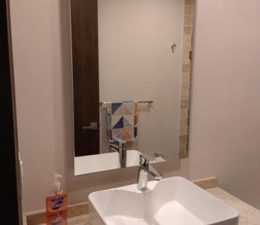 Leon Apartment | Luxury, security, infinity pool, view, centric