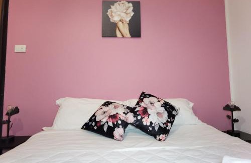 Ognina House | Luxury Sisters House "La Buganvilla"