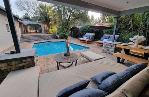 Northcliff House | Luxury solar powered villa with pool and sauna in Northcliff
