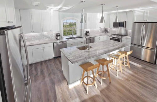 Avon House | Luxury Soundfront w/Pool, Hot Tub, Elevator, Watersports Access, Media Room
