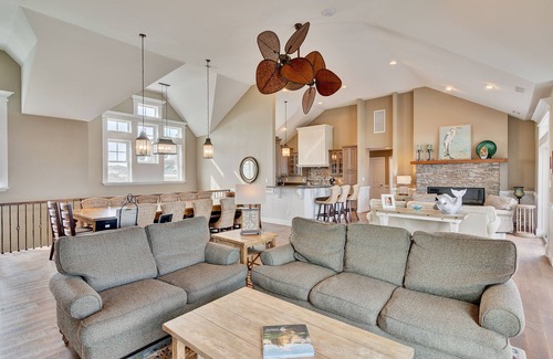 Southern Shores House | Luxury Southern Shores home with Private Pool, Hot Tub with Pool Bar, Game Room, and Theatre Room