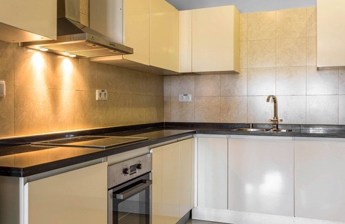 Salina Apartment | Luxury - Spacious - Three-Bedroom Apartment