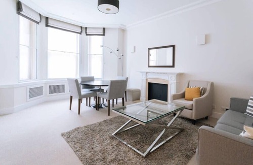 City of Westminster Apartment | Luxury split level 1 bed apartment in Mayfair