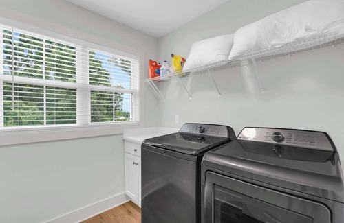 Spartanburg House | Luxury Stay 2 min to Downtown, King Beds BRAND NEW